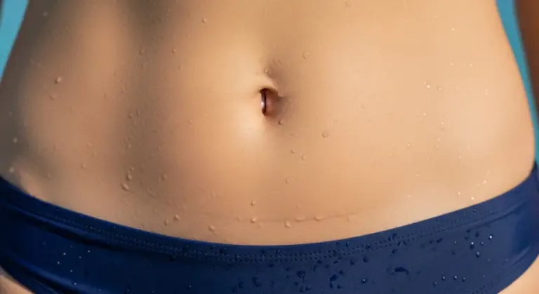 Nombril sans piercing
